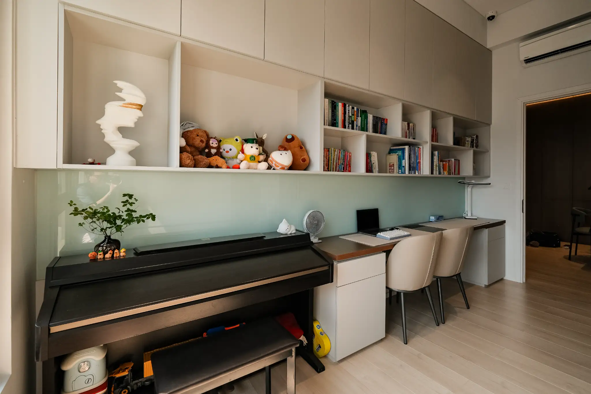 3204 APARTMENT - Gallery image 18 of 26 by OLY Studio